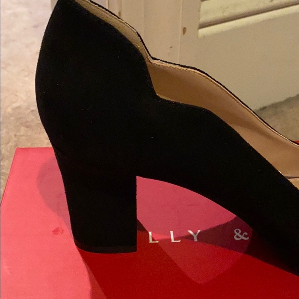 Shoes - Picture 3 of 3
